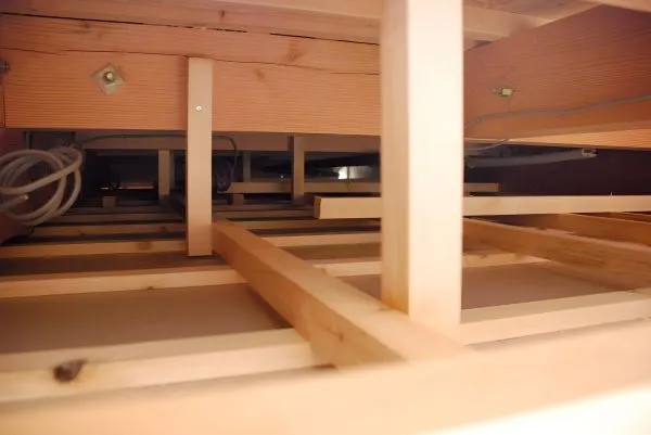 駆除後の除菌・消臭作業＆施工完了